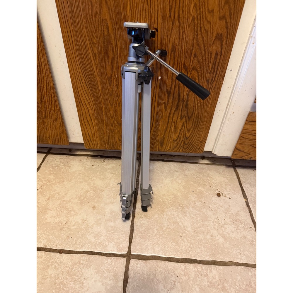 Velbon Aluminum Tripod with Pan Tilt Head Silver Black Camera Stand